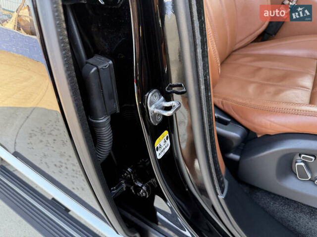 Черный Ленд Ровер Рендж Ровер, объемом двигателя 4.37 л и пробегом 202 тыс. км за 61499 $, фото 68 на Automoto.ua