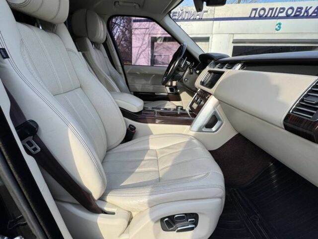 Чорний Ленд Ровер Рендж Ровер, об'ємом двигуна 4.4 л та пробігом 220 тис. км за 40000 $, фото 7 на Automoto.ua