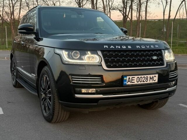 Чорний Ленд Ровер Рендж Ровер, об'ємом двигуна 5 л та пробігом 207 тис. км за 34900 $, фото 2 на Automoto.ua
