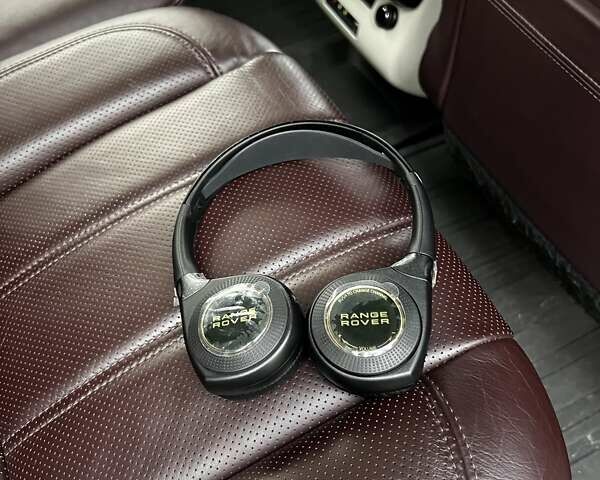 Черный Ленд Ровер Рендж Ровер, объемом двигателя 5 л и пробегом 175 тыс. км за 40300 $, фото 24 на Automoto.ua