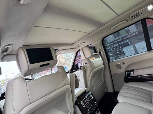 Чорний Ленд Ровер Рендж Ровер, об'ємом двигуна 4.4 л та пробігом 220 тис. км за 40000 $, фото 5 на Automoto.ua