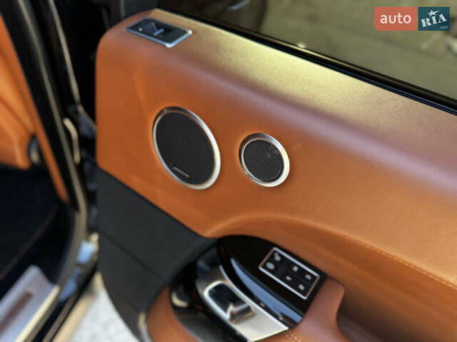 Ленд Ровер Рендж Ровер 2014 у Житомирі на Automoto.ua Чорний Ленд Ровер Рендж Ровер, об'ємом двигуна 5 л та пробігом 144 тис. км за 38999 $, фото 62 на Automoto.ua