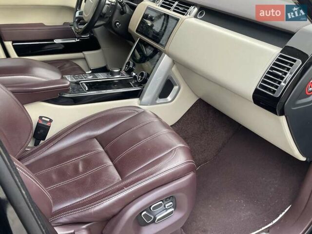 Черный Ленд Ровер Рендж Ровер, объемом двигателя 4.4 л и пробегом 221 тыс. км за 35000 $, фото 20 на Automoto.ua