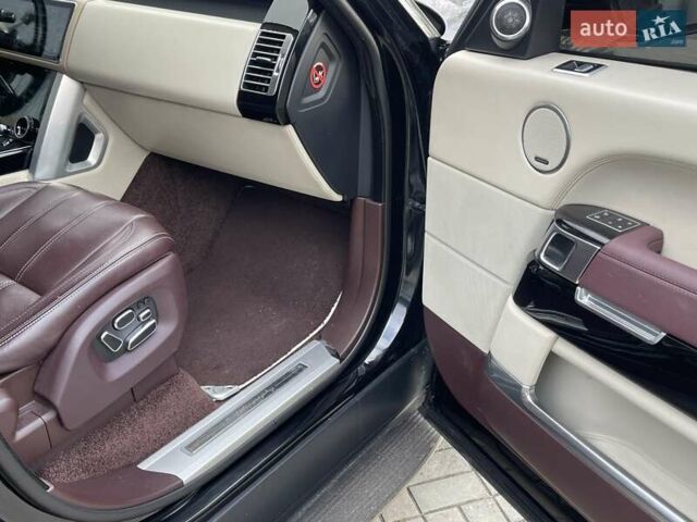 Черный Ленд Ровер Рендж Ровер, объемом двигателя 4.37 л и пробегом 221 тыс. км за 34000 $, фото 20 на Automoto.ua