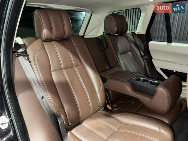 Чорний Ленд Ровер Рендж Ровер, об'ємом двигуна 4.37 л та пробігом 246 тис. км за 32299 $, фото 34 на Automoto.ua