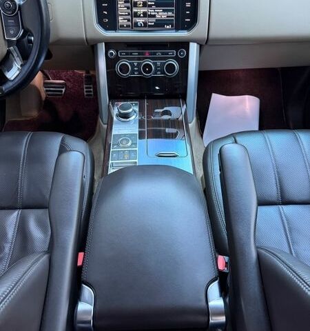 Чорний Ленд Ровер Рендж Ровер, об'ємом двигуна 4.37 л та пробігом 98 тис. км за 44900 $, фото 21 на Automoto.ua