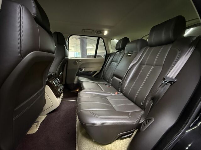 Чорний Ленд Ровер Рендж Ровер, об'ємом двигуна 4.4 л та пробігом 97 тис. км за 49000 $, фото 18 на Automoto.ua