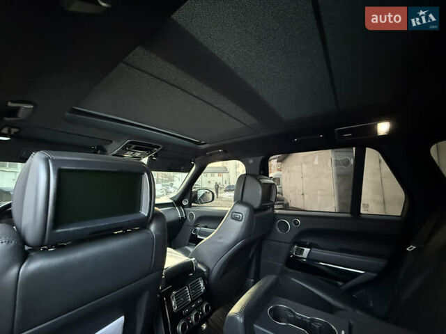 Чорний Ленд Ровер Рендж Ровер, об'ємом двигуна 5 л та пробігом 205 тис. км за 29999 $, фото 24 на Automoto.ua
