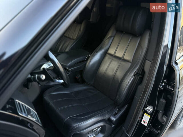 Чорний Ленд Ровер Рендж Ровер, об'ємом двигуна 5 л та пробігом 205 тис. км за 29999 $, фото 16 на Automoto.ua