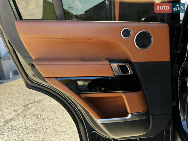 Ленд Ровер Рендж Ровер 2014 у Житомирі на Automoto.ua Чорний Ленд Ровер Рендж Ровер, об'ємом двигуна 5 л та пробігом 144 тис. км за 38999 $, фото 41 на Automoto.ua