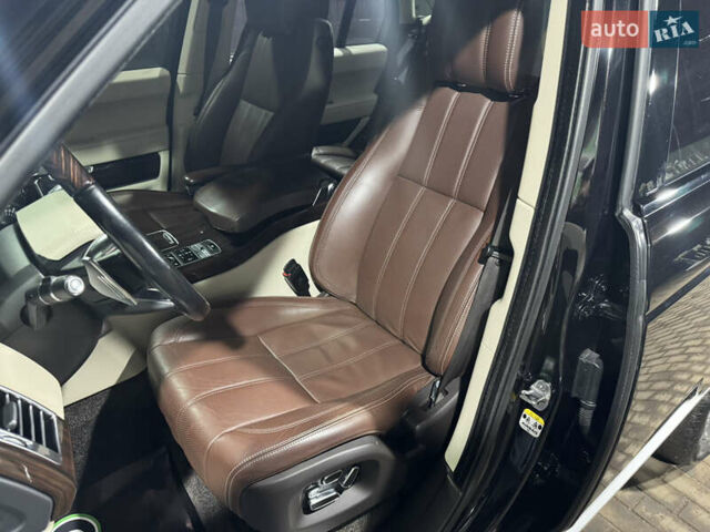 Чорний Ленд Ровер Рендж Ровер, об'ємом двигуна 4.37 л та пробігом 246 тис. км за 32299 $, фото 23 на Automoto.ua