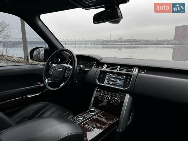 Чорний Ленд Ровер Рендж Ровер, об'ємом двигуна 2.99 л та пробігом 248 тис. км за 27900 $, фото 16 на Automoto.ua