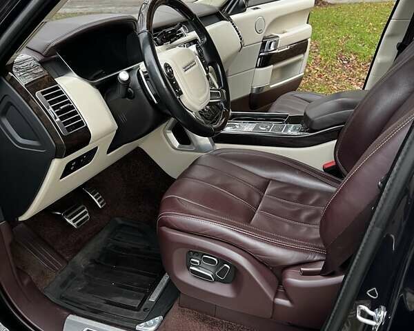 Черный Ленд Ровер Рендж Ровер, объемом двигателя 5 л и пробегом 175 тыс. км за 40300 $, фото 16 на Automoto.ua