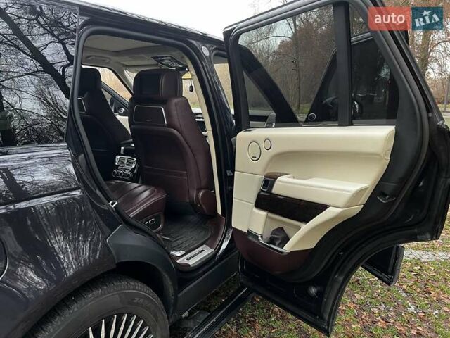 Чорний Ленд Ровер Рендж Ровер, об'ємом двигуна 5 л та пробігом 174 тис. км за 41000 $, фото 24 на Automoto.ua