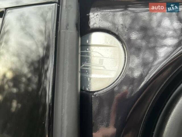 Чорний Ленд Ровер Рендж Ровер, об'ємом двигуна 5 л та пробігом 174 тис. км за 41000 $, фото 23 на Automoto.ua