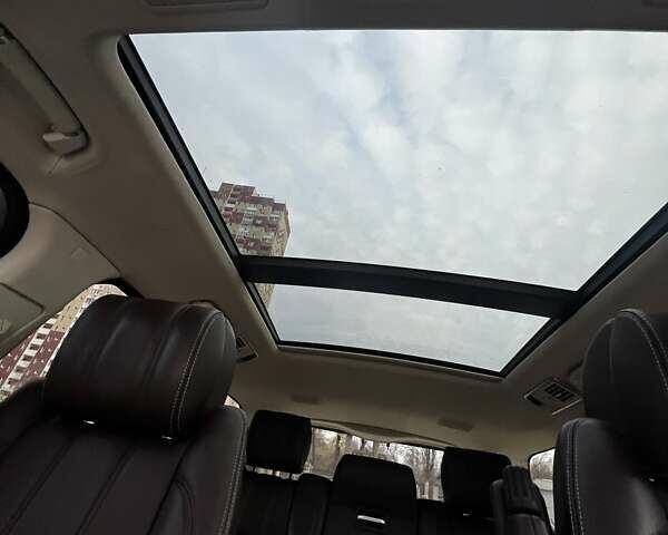 Чорний Ленд Ровер Рендж Ровер, об'ємом двигуна 5 л та пробігом 174 тис. км за 41000 $, фото 72 на Automoto.ua