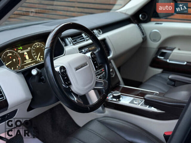 Чорний Ленд Ровер Рендж Ровер, об'ємом двигуна 2.99 л та пробігом 132 тис. км за 39000 $, фото 19 на Automoto.ua