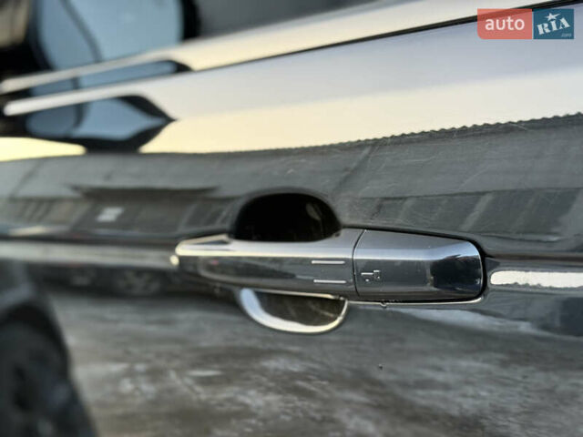 Чорний Ленд Ровер Рендж Ровер, об'ємом двигуна 5 л та пробігом 205 тис. км за 29999 $, фото 15 на Automoto.ua