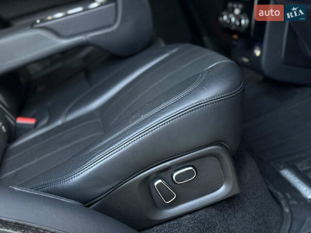 Чорний Ленд Ровер Рендж Ровер, об'ємом двигуна 5 л та пробігом 205 тис. км за 29999 $, фото 28 на Automoto.ua