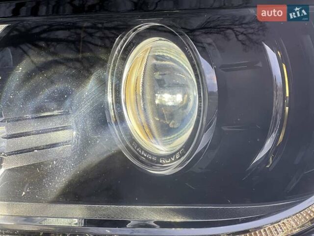 Чорний Ленд Ровер Рендж Ровер, об'ємом двигуна 5 л та пробігом 174 тис. км за 41000 $, фото 70 на Automoto.ua
