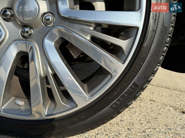 Черный Ленд Ровер Рендж Ровер, объемом двигателя 4.37 л и пробегом 202 тыс. км за 61499 $, фото 49 на Automoto.ua