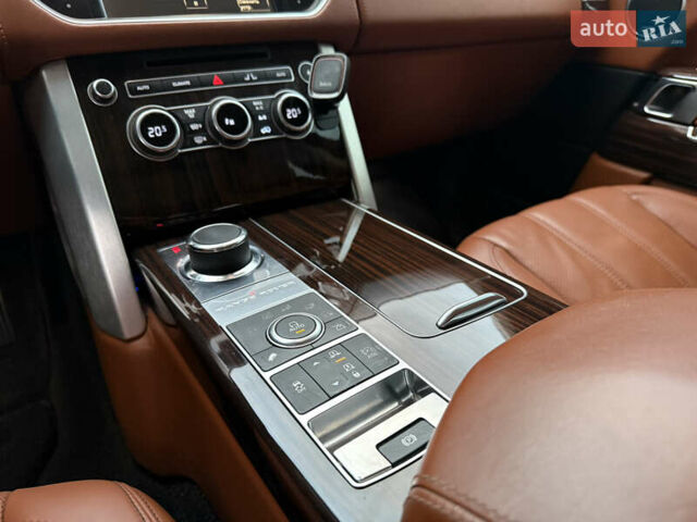 Черный Ленд Ровер Рендж Ровер, объемом двигателя 4.4 л и пробегом 165 тыс. км за 37500 $, фото 32 на Automoto.ua