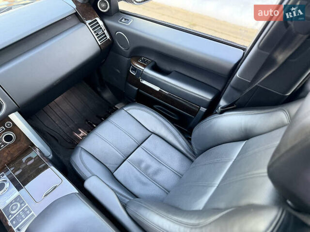 Черный Ленд Ровер Рендж Ровер, объемом двигателя 3 л и пробегом 110 тыс. км за 31500 $, фото 18 на Automoto.ua
