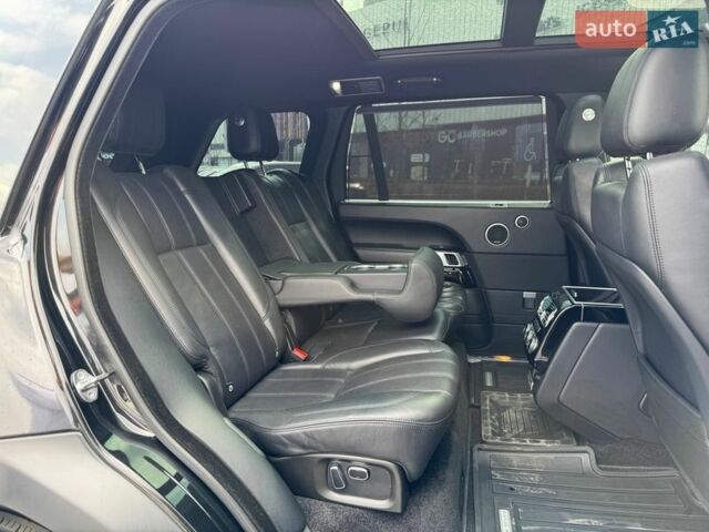 Чорний Ленд Ровер Рендж Ровер, об'ємом двигуна 5 л та пробігом 140 тис. км за 35990 $, фото 13 на Automoto.ua