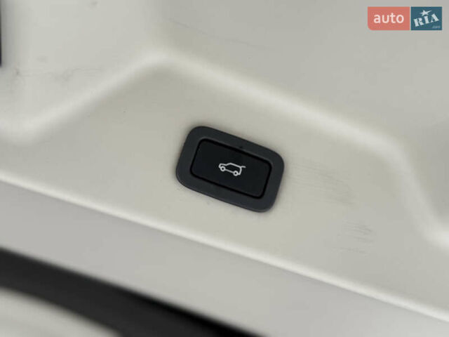 Черный Ленд Ровер Рендж Ровер, объемом двигателя 3 л и пробегом 231 тыс. км за 22500 $, фото 26 на Automoto.ua