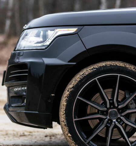 Черный Ленд Ровер Рендж Ровер, объемом двигателя 5 л и пробегом 129 тыс. км за 50000 $, фото 11 на Automoto.ua