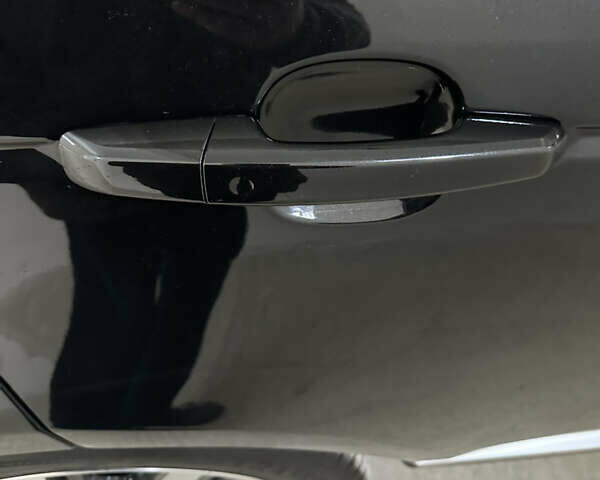 Черный Ленд Ровер Рендж Ровер, объемом двигателя 4.37 л и пробегом 41 тыс. км за 67000 $, фото 16 на Automoto.ua