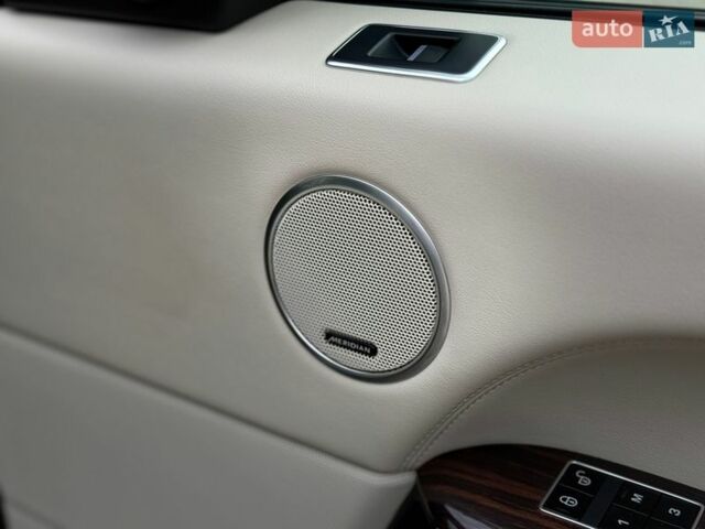 Черный Ленд Ровер Рендж Ровер, объемом двигателя 3 л и пробегом 179 тыс. км за 34900 $, фото 103 на Automoto.ua