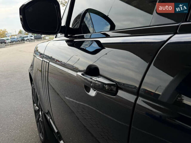 Чорний Ленд Ровер Рендж Ровер, об'ємом двигуна 3 л та пробігом 225 тис. км за 44000 $, фото 45 на Automoto.ua