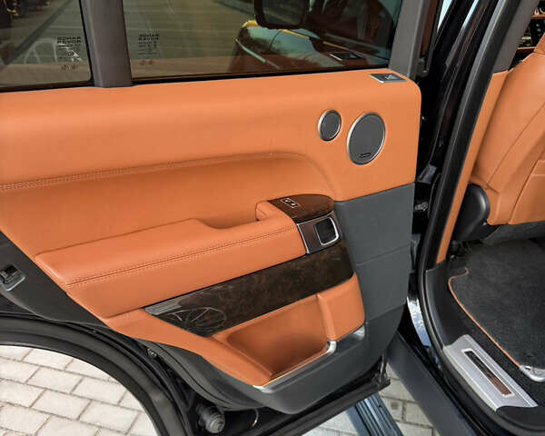 Черный Ленд Ровер Рендж Ровер, объемом двигателя 4.37 л и пробегом 112 тыс. км за 54900 $, фото 30 на Automoto.ua