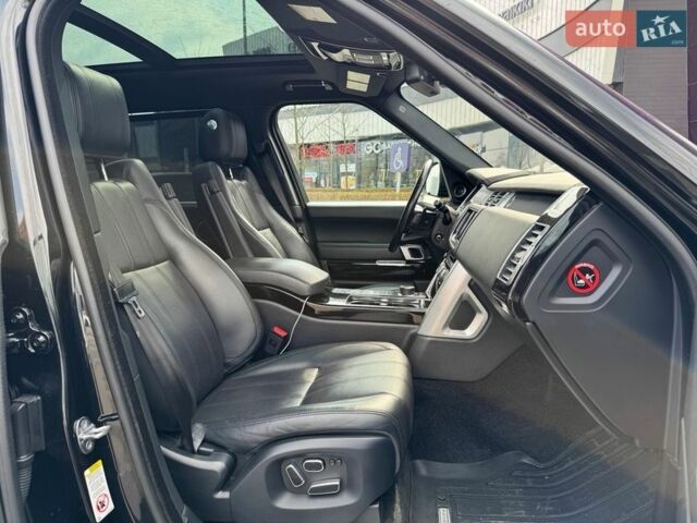 Чорний Ленд Ровер Рендж Ровер, об'ємом двигуна 5 л та пробігом 140 тис. км за 35990 $, фото 15 на Automoto.ua