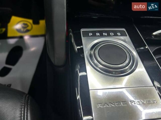 Чорний Ленд Ровер Рендж Ровер, об'ємом двигуна 3 л та пробігом 158 тис. км за 36000 $, фото 13 на Automoto.ua