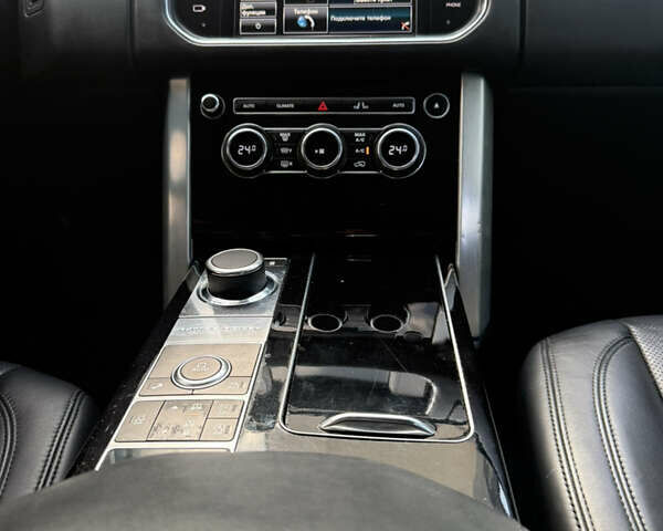 Чорний Ленд Ровер Рендж Ровер, об'ємом двигуна 3 л та пробігом 248 тис. км за 25900 $, фото 21 на Automoto.ua