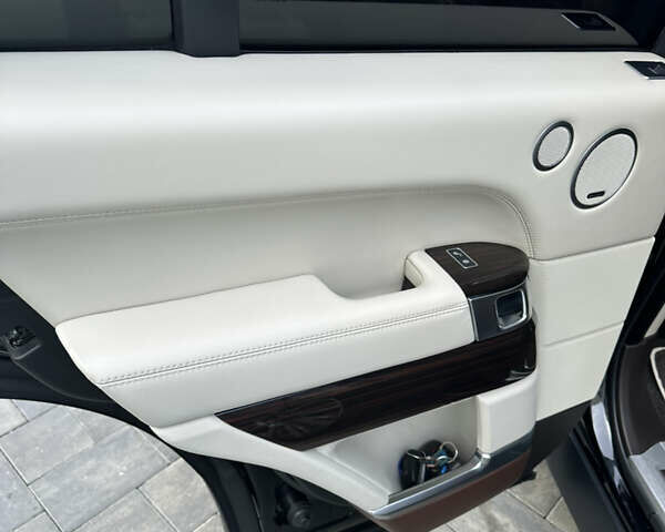 Черный Ленд Ровер Рендж Ровер, объемом двигателя 4.37 л и пробегом 229 тыс. км за 42900 $, фото 31 на Automoto.ua