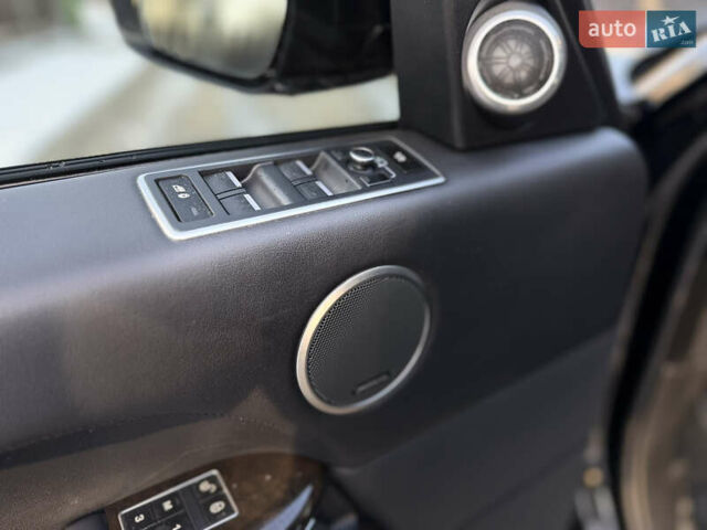 Черный Ленд Ровер Рендж Ровер, объемом двигателя 3 л и пробегом 110 тыс. км за 31500 $, фото 22 на Automoto.ua