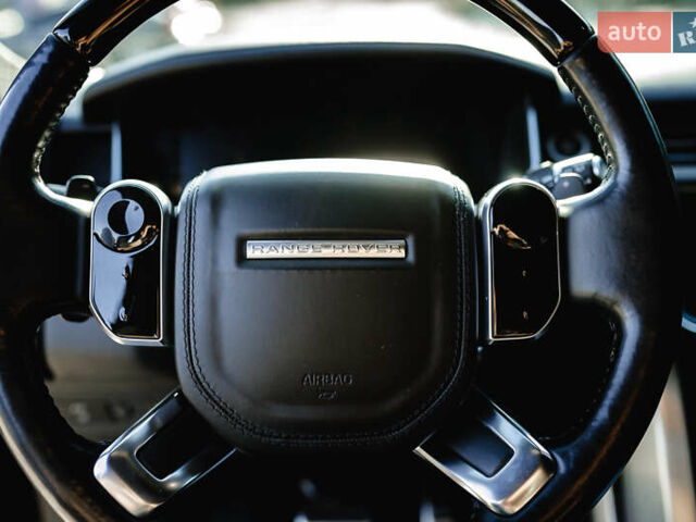 Чорний Ленд Ровер Рендж Ровер, об'ємом двигуна 5 л та пробігом 106 тис. км за 44900 $, фото 6 на Automoto.ua