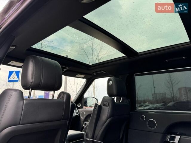 Чорний Ленд Ровер Рендж Ровер, об'ємом двигуна 5 л та пробігом 140 тис. км за 35990 $, фото 12 на Automoto.ua