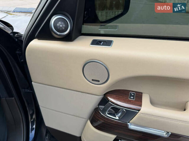 Чорний Ленд Ровер Рендж Ровер, об'ємом двигуна 3 л та пробігом 215 тис. км за 39999 $, фото 29 на Automoto.ua