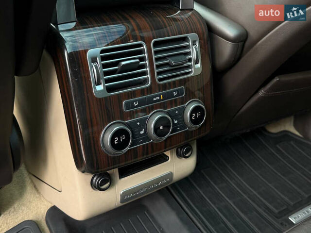 Чорний Ленд Ровер Рендж Ровер, об'ємом двигуна 3 л та пробігом 225 тис. км за 44000 $, фото 12 на Automoto.ua