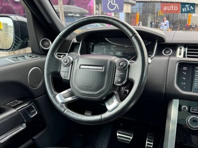 Чорний Ленд Ровер Рендж Ровер, об'ємом двигуна 5 л та пробігом 140 тис. км за 35990 $, фото 30 на Automoto.ua