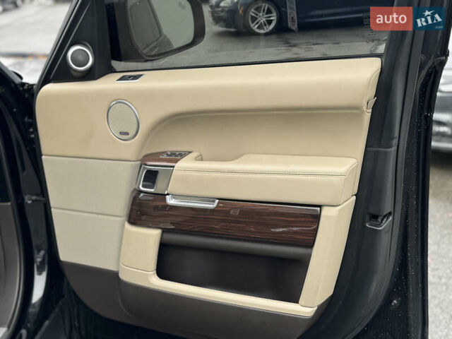 Черный Ленд Ровер Рендж Ровер, объемом двигателя 3 л и пробегом 195 тыс. км за 20800 $, фото 16 на Automoto.ua