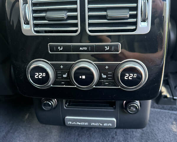 Чорний Ленд Ровер Рендж Ровер, об'ємом двигуна 3 л та пробігом 248 тис. км за 25900 $, фото 63 на Automoto.ua