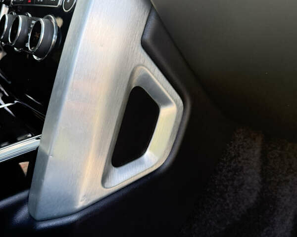 Чорний Ленд Ровер Рендж Ровер, об'ємом двигуна 3 л та пробігом 248 тис. км за 25900 $, фото 34 на Automoto.ua