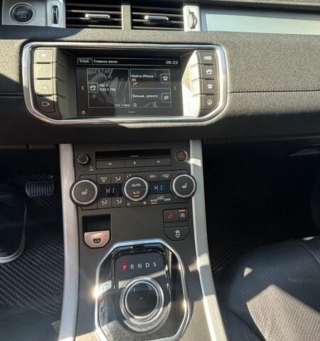 Чорний Ленд Ровер Рендж Ровер, об'ємом двигуна 2 л та пробігом 129 тис. км за 21500 $, фото 24 на Automoto.ua