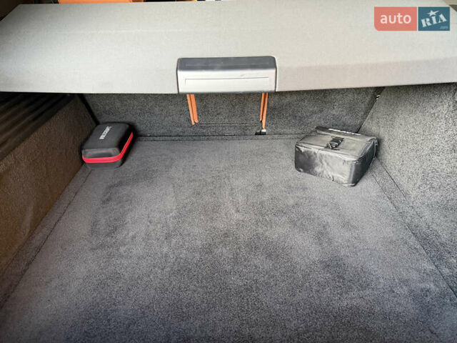 Черный Ленд Ровер Рендж Ровер, объемом двигателя 4.37 л и пробегом 112 тыс. км за 54900 $, фото 27 на Automoto.ua