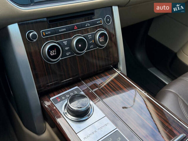 Чорний Ленд Ровер Рендж Ровер, об'ємом двигуна 3 л та пробігом 225 тис. км за 44000 $, фото 35 на Automoto.ua